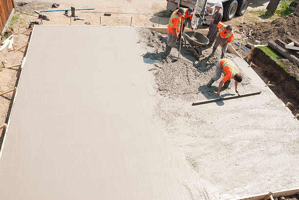 Best Concrete Sidewalk Installation in Seminole, FL